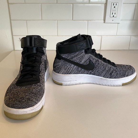 Women's Nike Air Force 1 Flyknit Mid Shoes - Picture 2 of 4